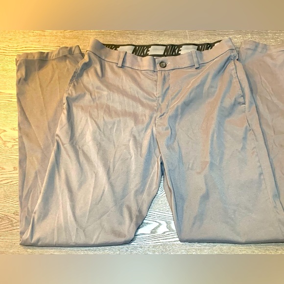 Nike Dri-Fit Golf Grey Khakis Men’s 34x34 - Picture 1 of 4
